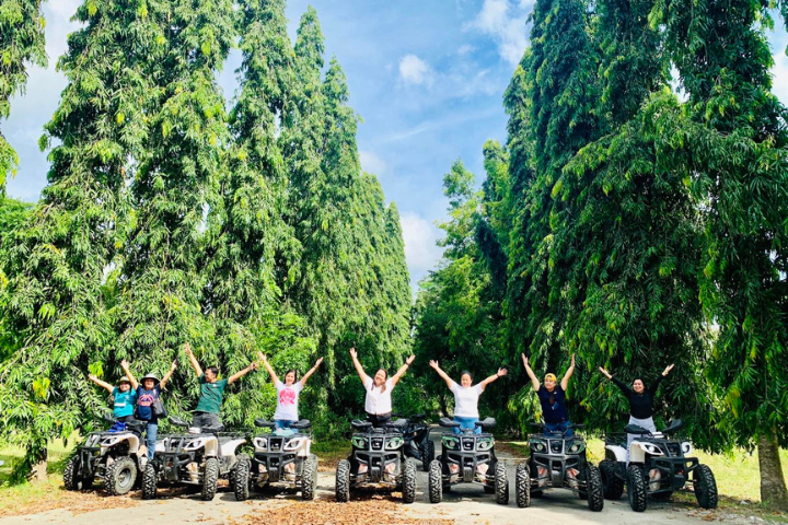 Kalibo Ostrich Paradise